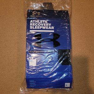 New in Box Under Armour Athlete Recovery Sleepwear Pant Men's Medium Black